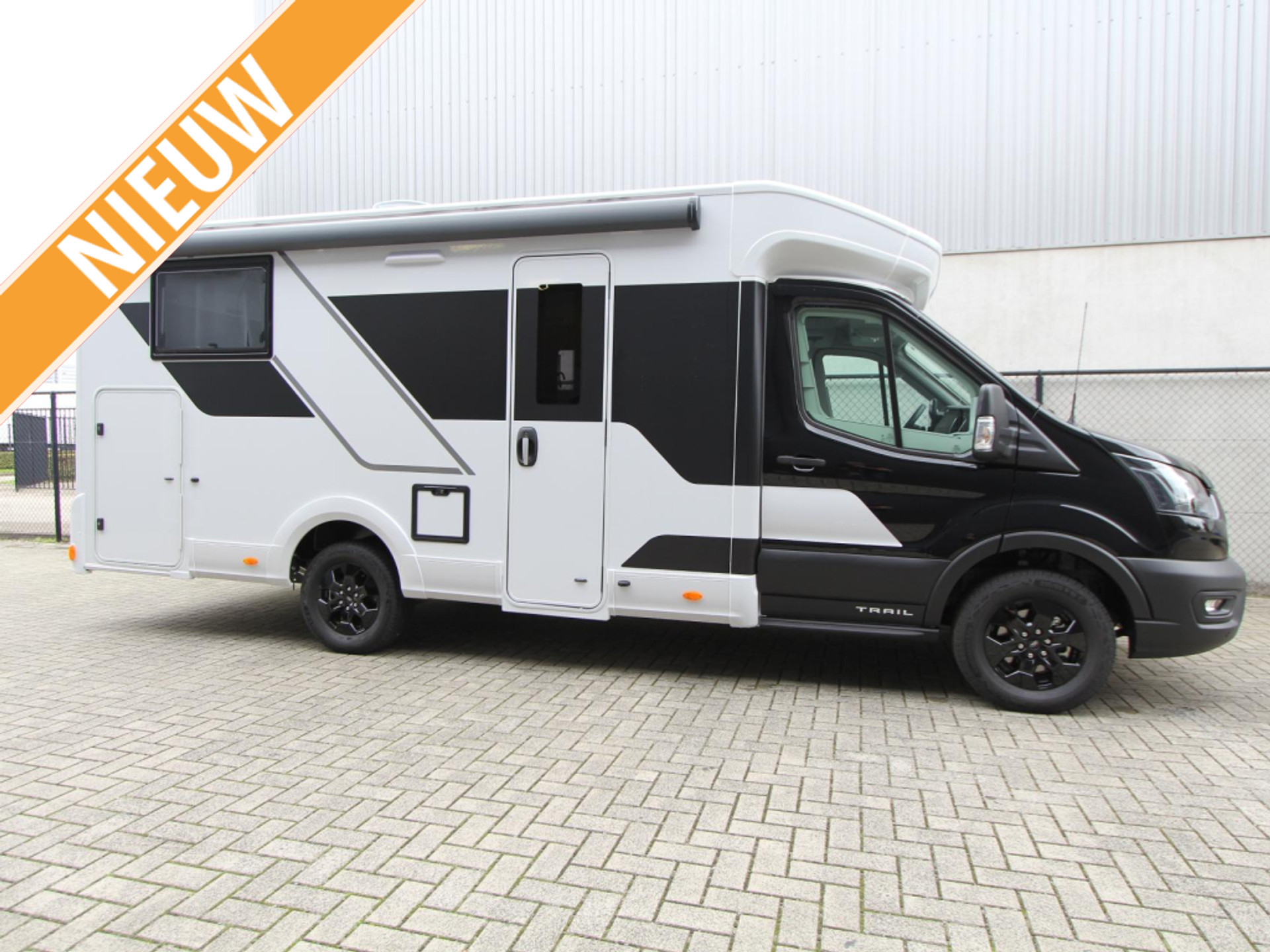 48323373