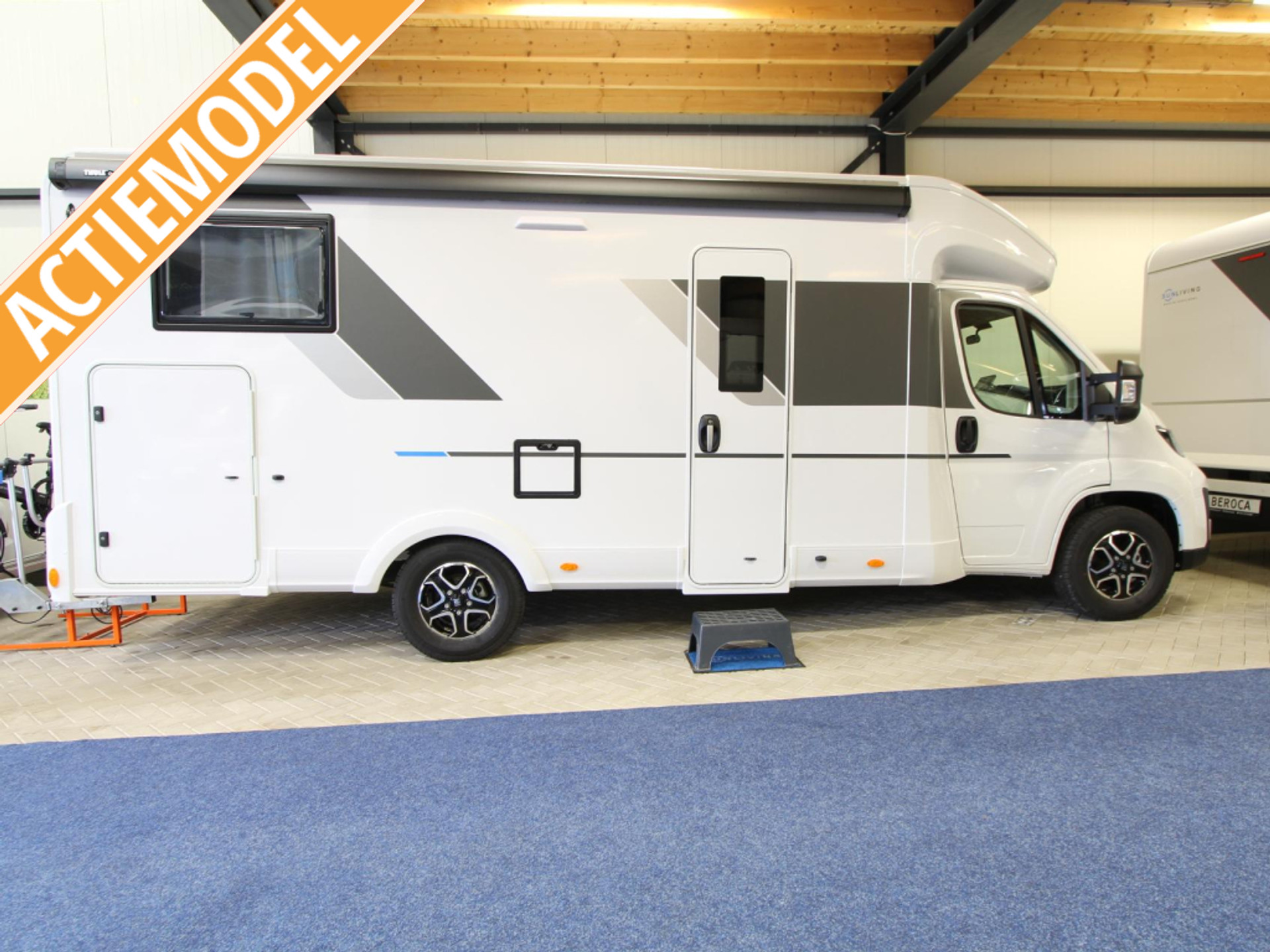 51858022